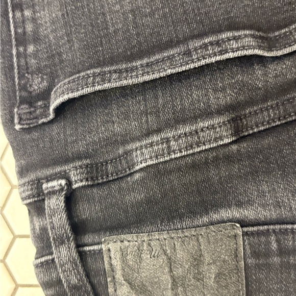 Madewell The Perfect Vintage Wideleg Jean. Black. Size 30. - Picture 15 of 15
